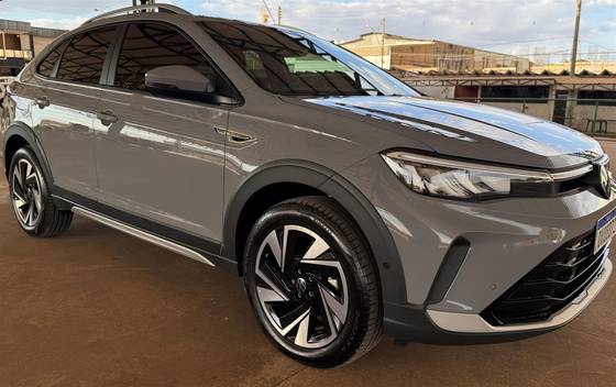 VOLKSWAGEN NIVUS 1.0 200 TSI TOTAL FLEX HIGHLINE AUTOMÁTICO